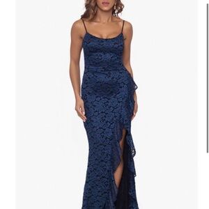 Navy Lace Spaghetti-Strap Prom Gown